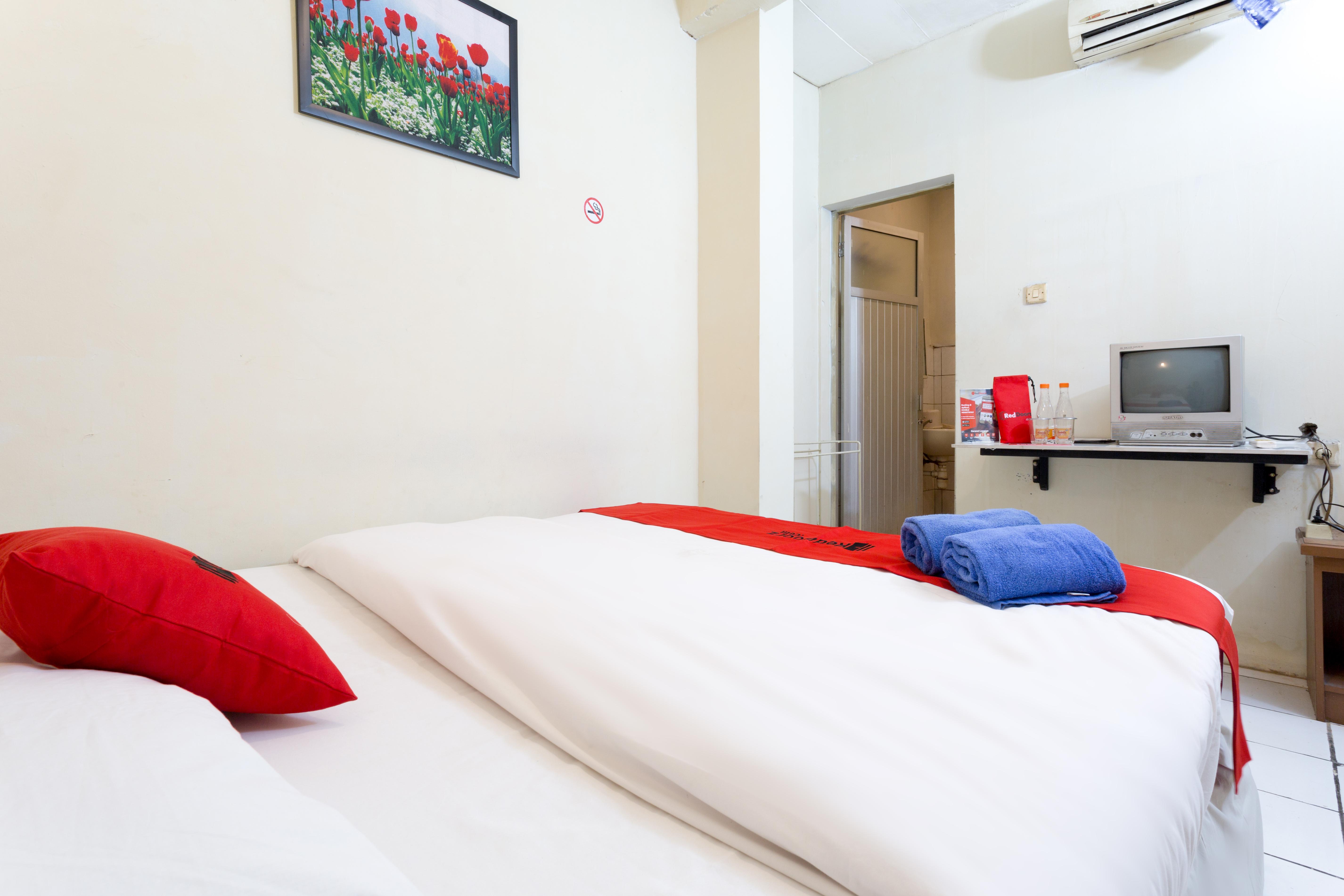 Reddoorz @ Supratman Street Ξενοδοχείο Μπαντούνγκ Εξωτερικό φωτογραφία