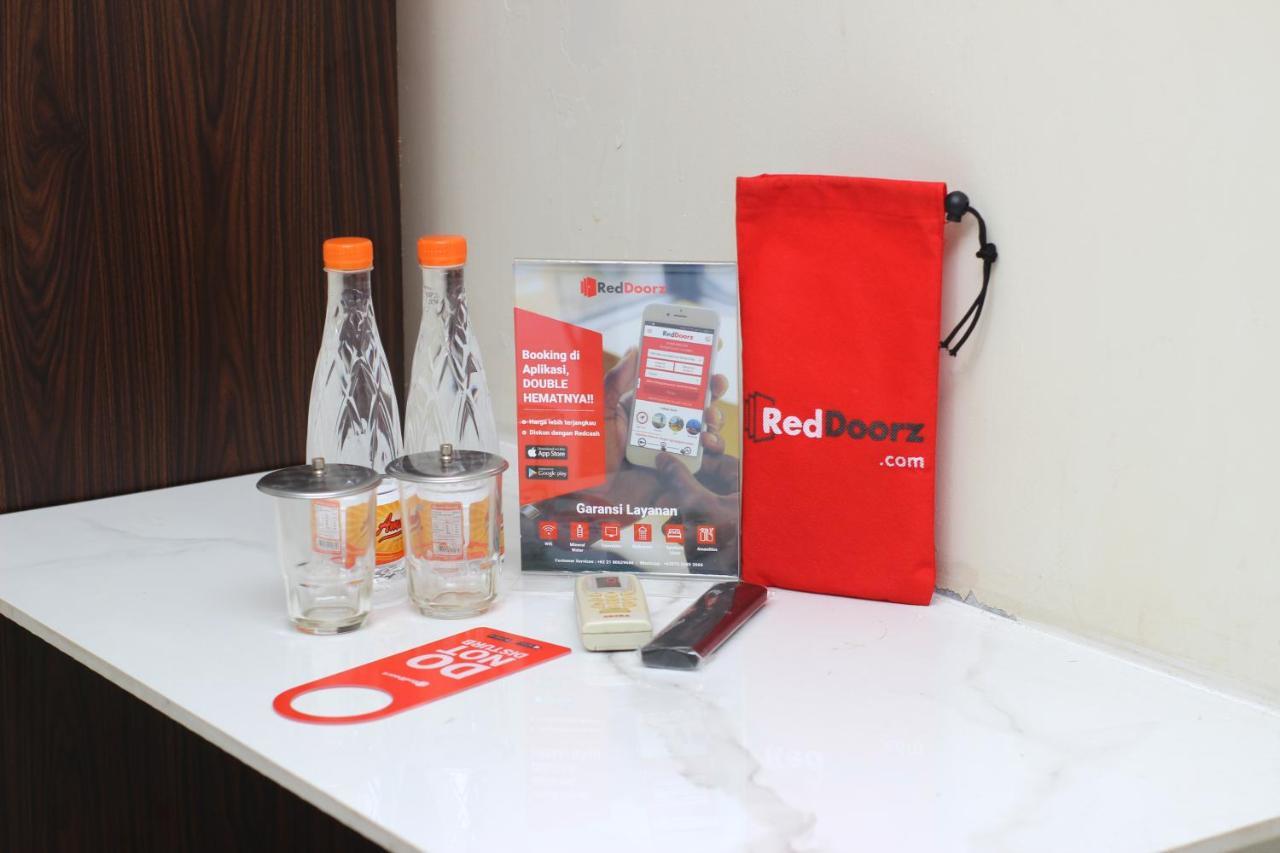 Reddoorz @ Supratman Street Ξενοδοχείο Μπαντούνγκ Εξωτερικό φωτογραφία
