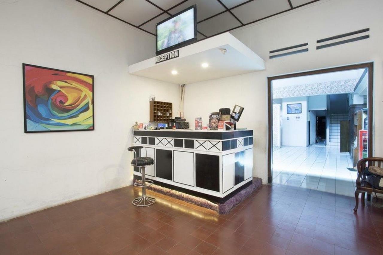 Reddoorz @ Supratman Street Ξενοδοχείο Μπαντούνγκ Εξωτερικό φωτογραφία