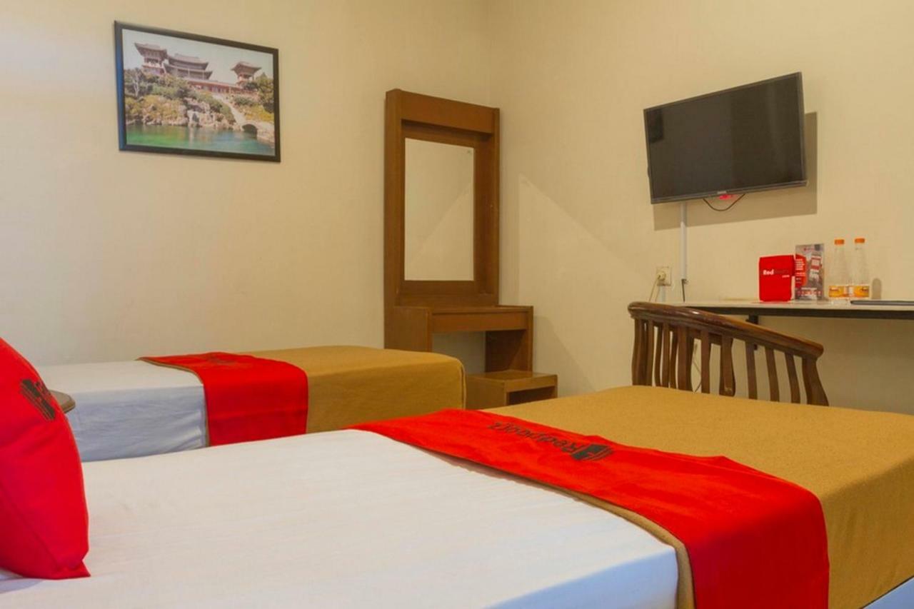Reddoorz @ Supratman Street Ξενοδοχείο Μπαντούνγκ Εξωτερικό φωτογραφία